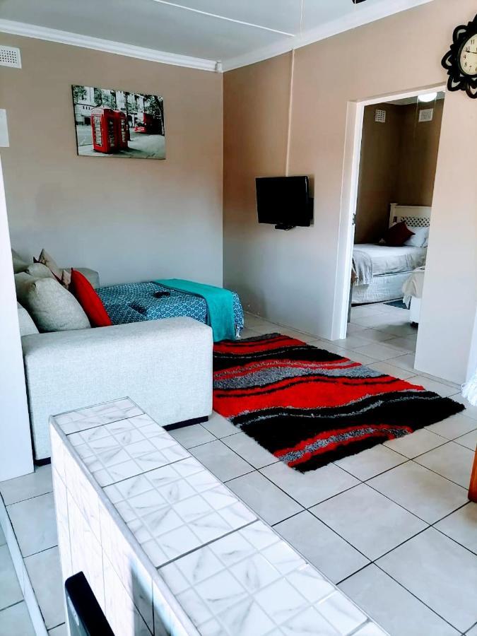 Poolside Guest House Port Shepstone Værelse billede
