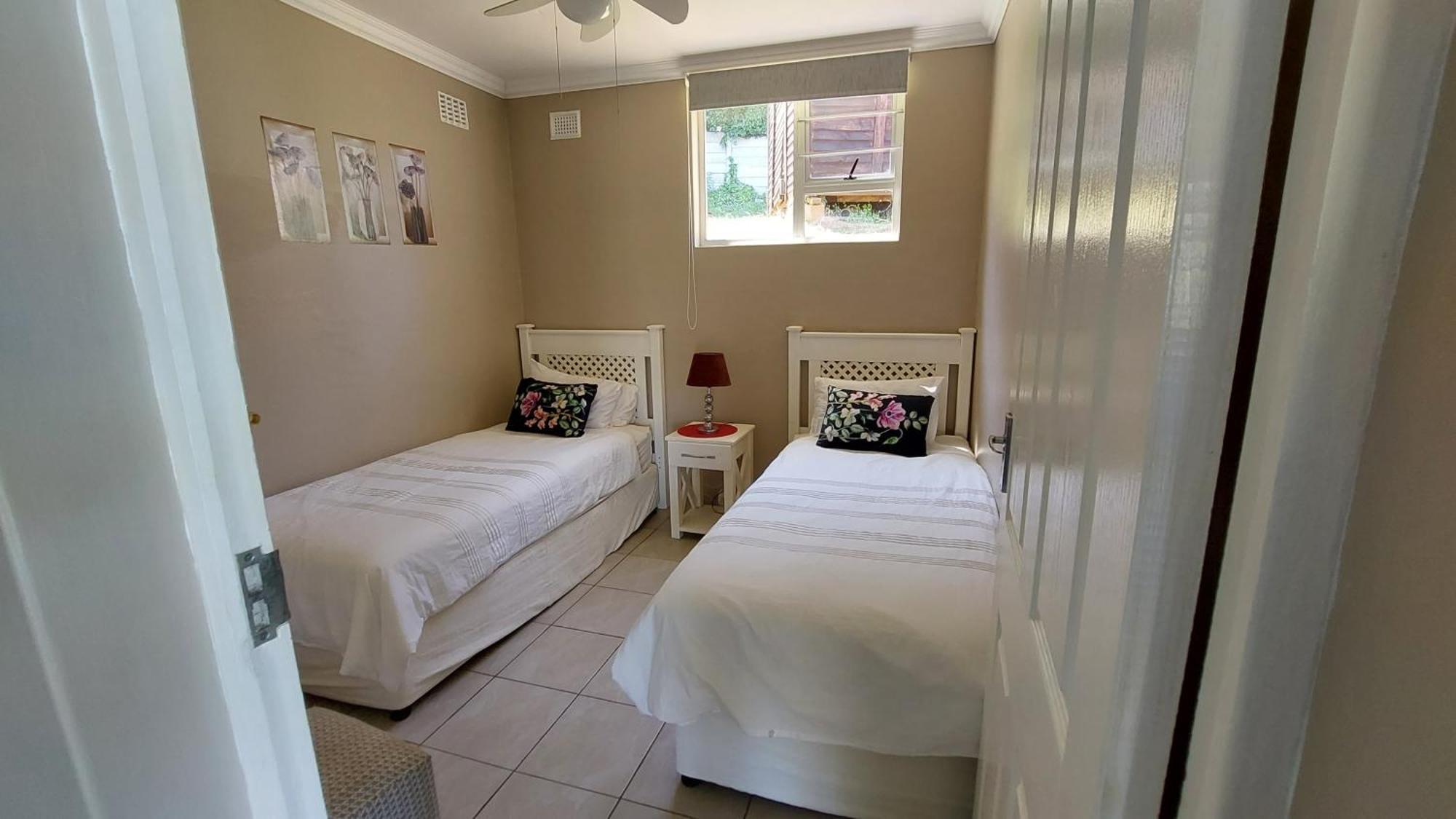Poolside Guest House Port Shepstone Eksteriør billede